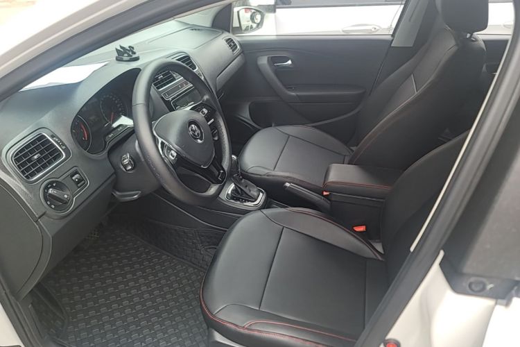 Volkswagen Polo 2018 #15 Volkswagen Polo 2018 car image #15
