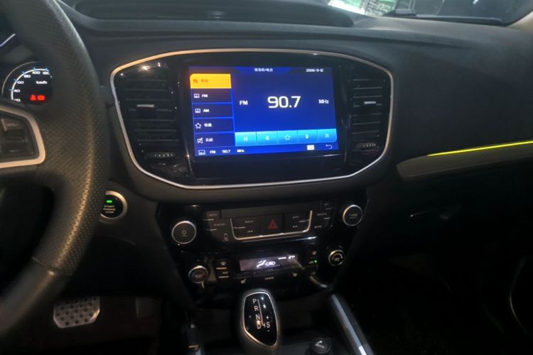 GEELY Vision X6 2017 car image #13