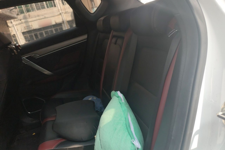 GEELY Coolray 2020 immagine di auto #14