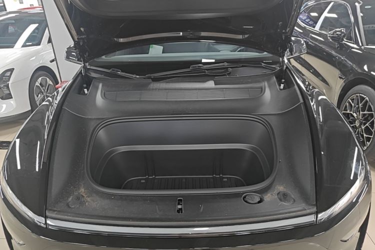 Tesla Model Y 2026 car image #20