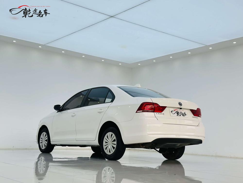 Volkswagen Santana 2022 car image #5