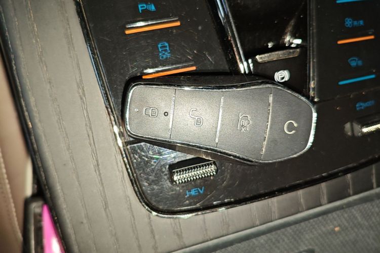 BYD Han 2022 imagem de carro #9