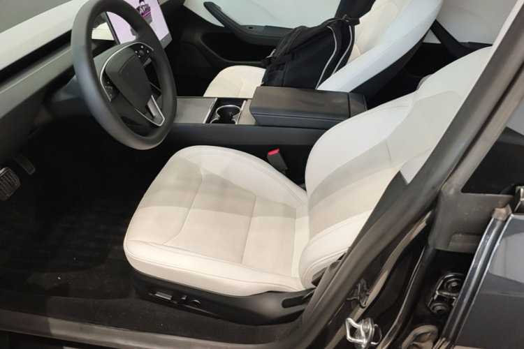 Tesla Model 3 2024 #15 Tesla Model 3 2024 car image #15