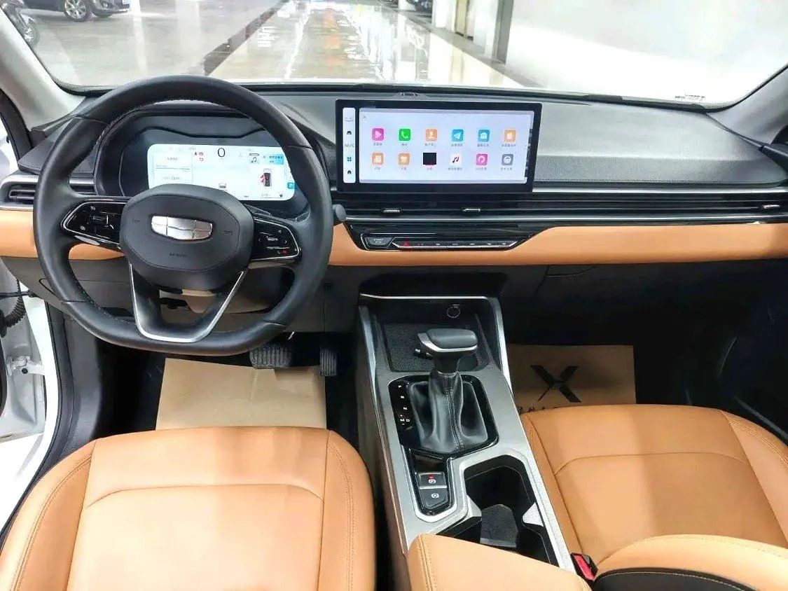 GEELY Emgrand 2024 immagine di auto #7