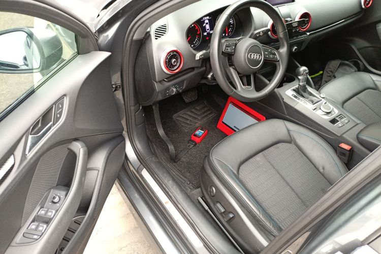 Audi A3 2019 car image #16