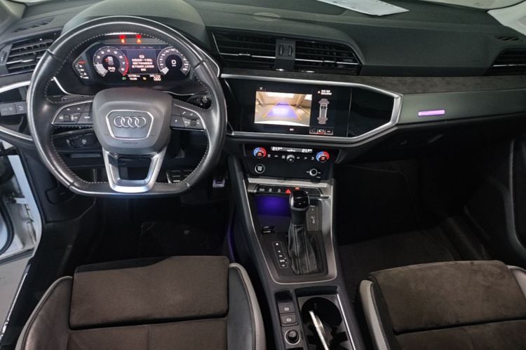 Audi Q3 2021 #10 Audi Q3 2021 car image #10