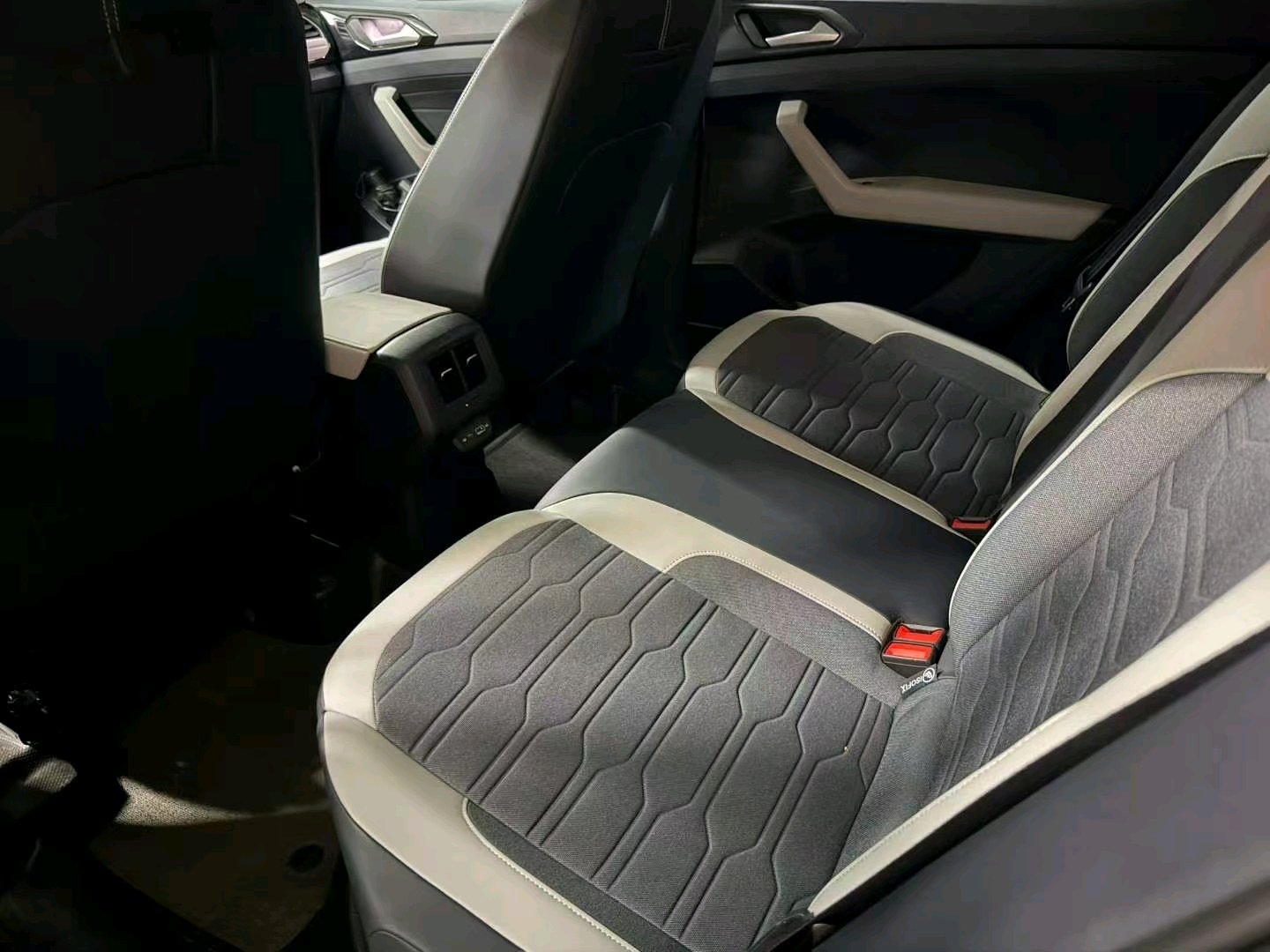 2025 car image #3
