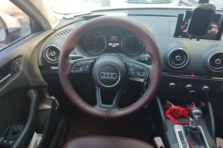 Audi A3 2019 #15 Audi A3 2019 car image #15