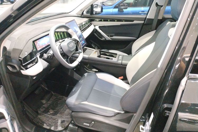 GEELY Boyue L 2024 car image #15