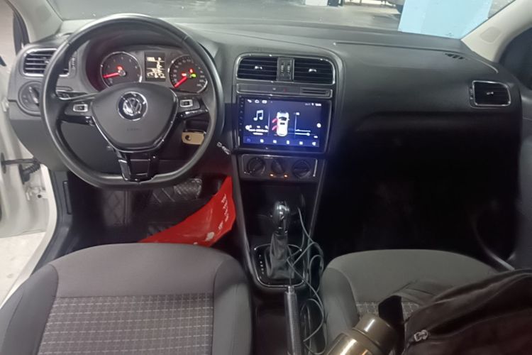 Volkswagen Polo 2017 #10 Volkswagen Polo 2017 car image #10