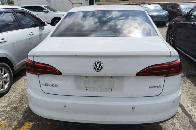 Volkswagen Bora 2020 car image #6