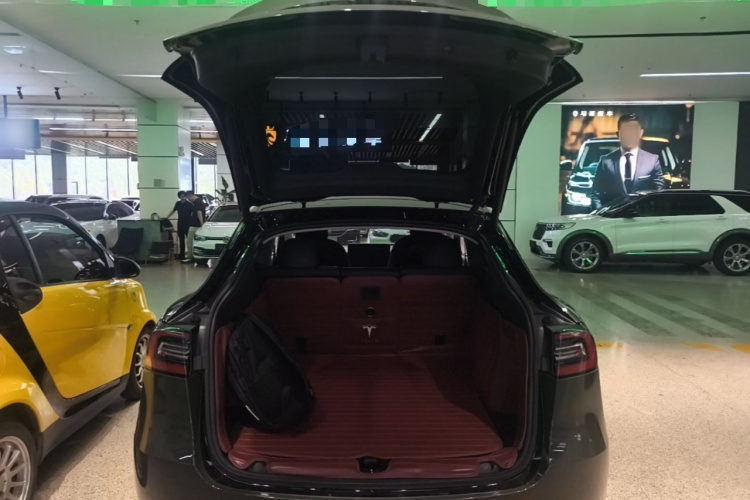 Tesla Model Y 2021 #19 Tesla Model Y 2021 car image #19