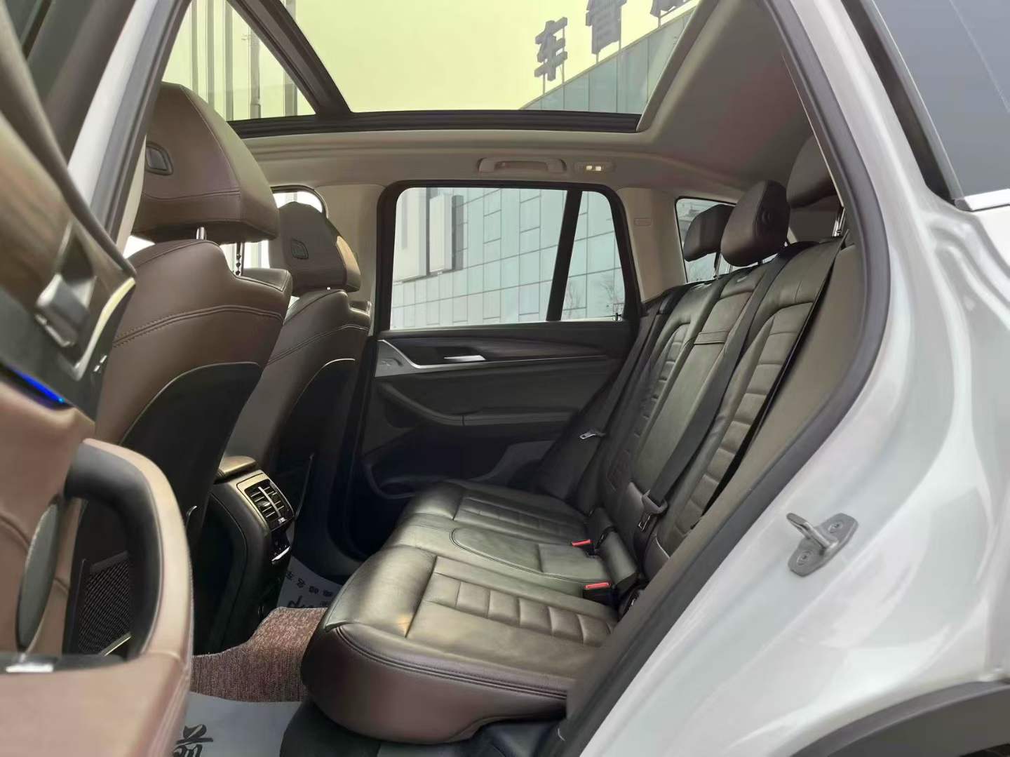 BMW X3 2019 imagem de carro #4