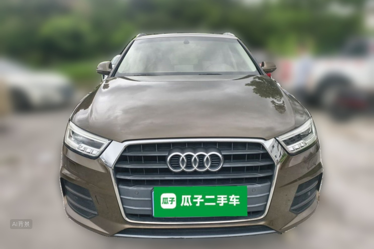 Audi Q3 2018 car image #3