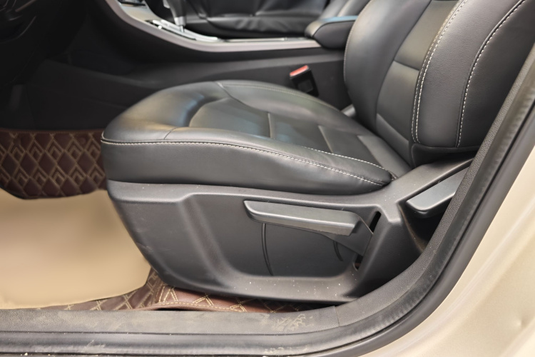 GEELY Emgrand GL 2018 #25 GEELY Emgrand GL 2018 car image #25
