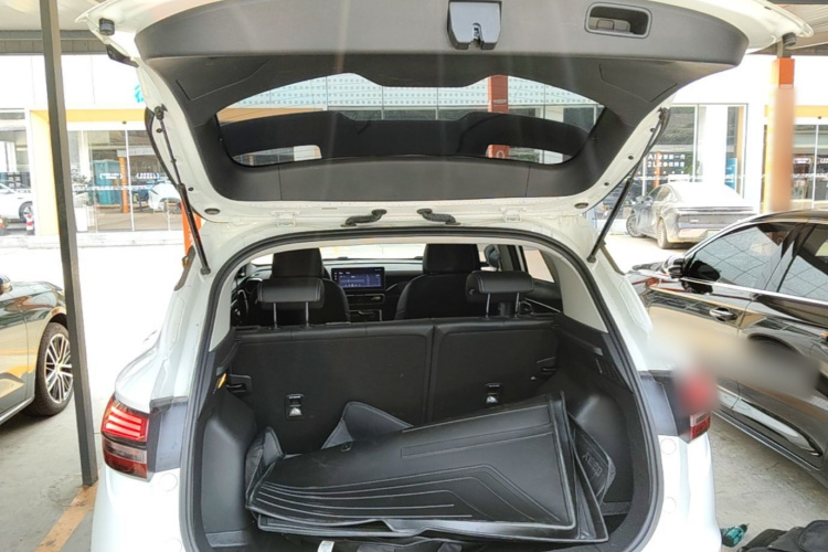 GEELY Coolray 2025 #21 GEELY Coolray 2025 car image #21
