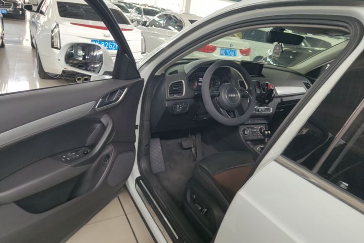Audi Q3 2017 #16 Audi Q3 2017 car image #16