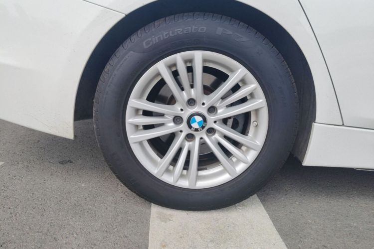BMW 3 Series 2015 #10 BMW 3 Series 2015 car image #10