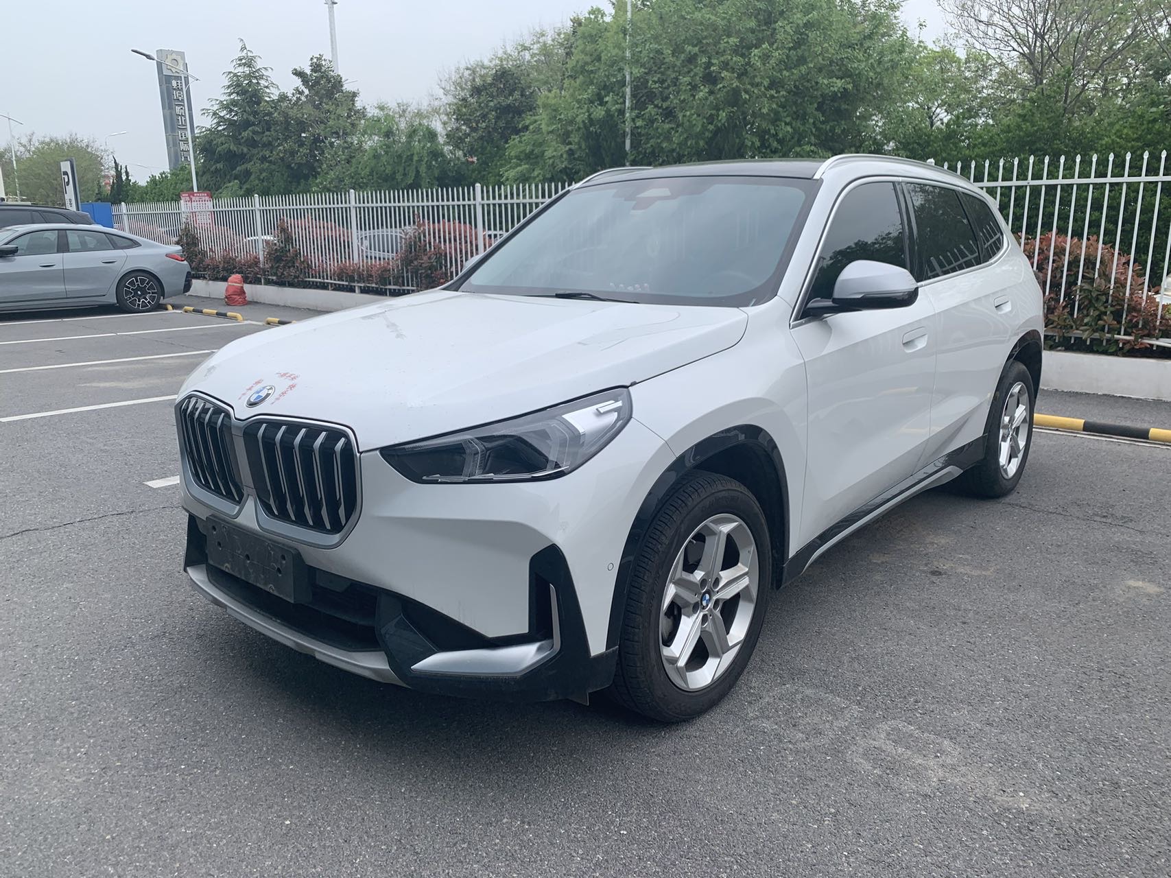BMW X1 2023 汽车图片 