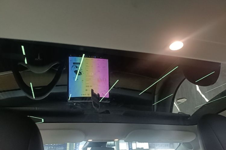Tesla Model 3 2021 car image #18