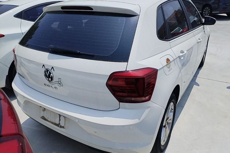 Volkswagen Polo 2021 car image #6