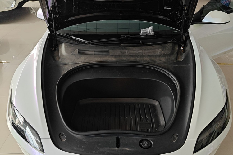 Tesla Model 3 2025 #20 Tesla Model 3 2025 car image #20