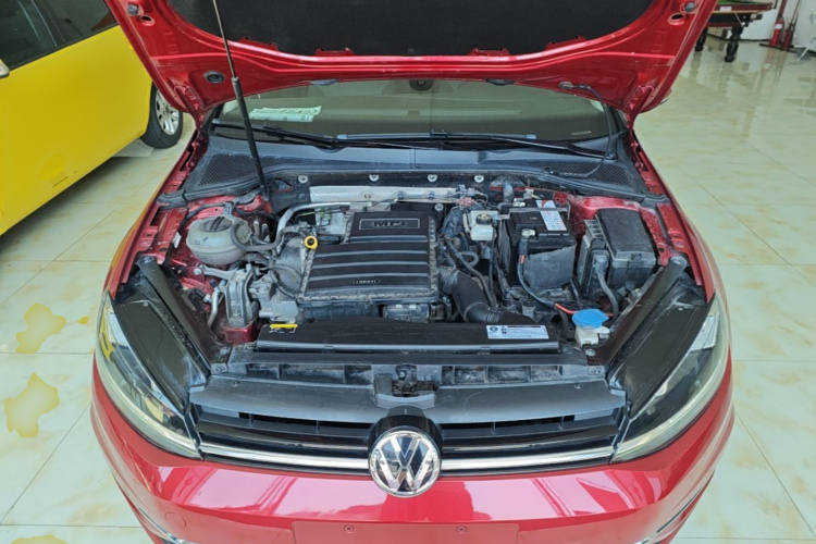 Volkswagen Golf 2019 #20 Volkswagen Golf 2019 car image #20