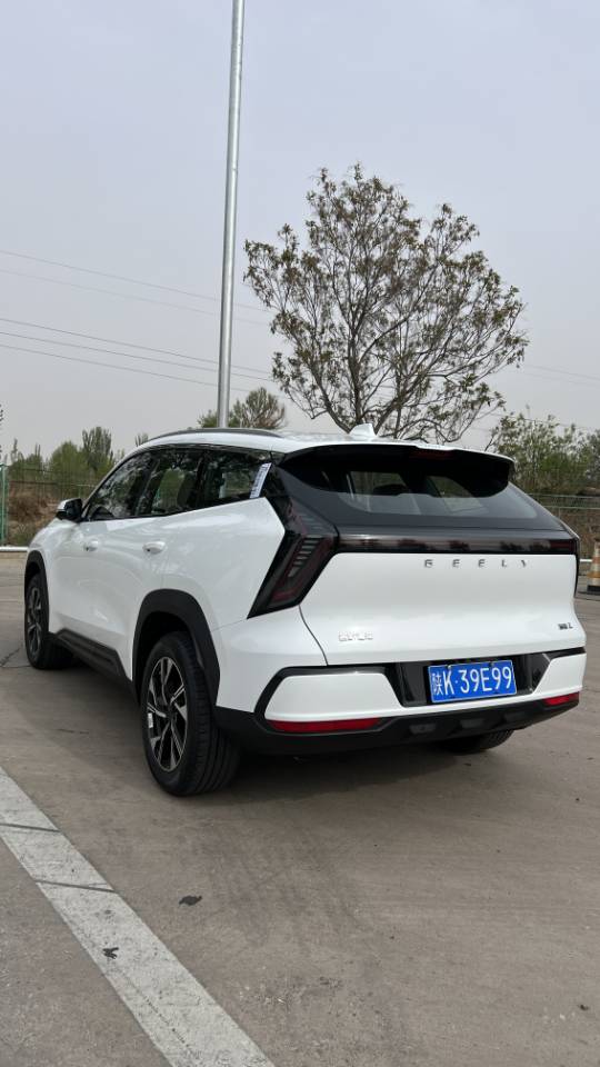 GEELY Boyue L 2026 car image #8