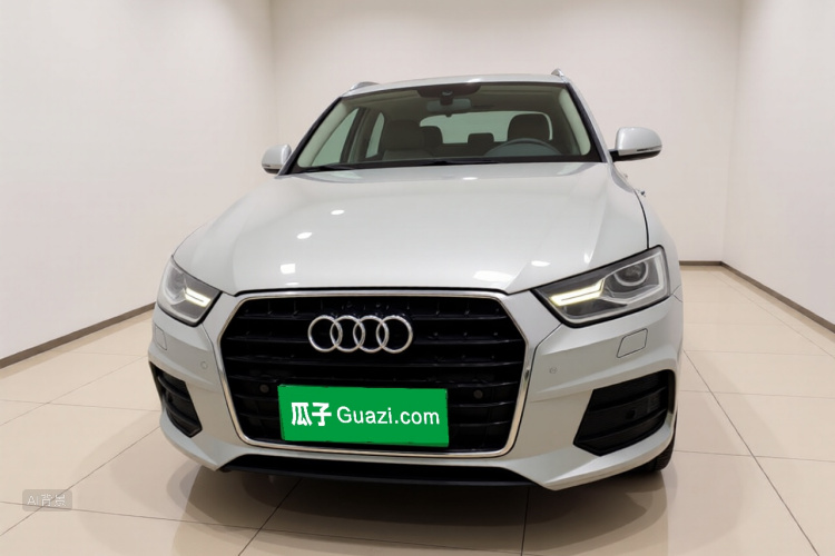 Audi Q3 2016 car image #3
