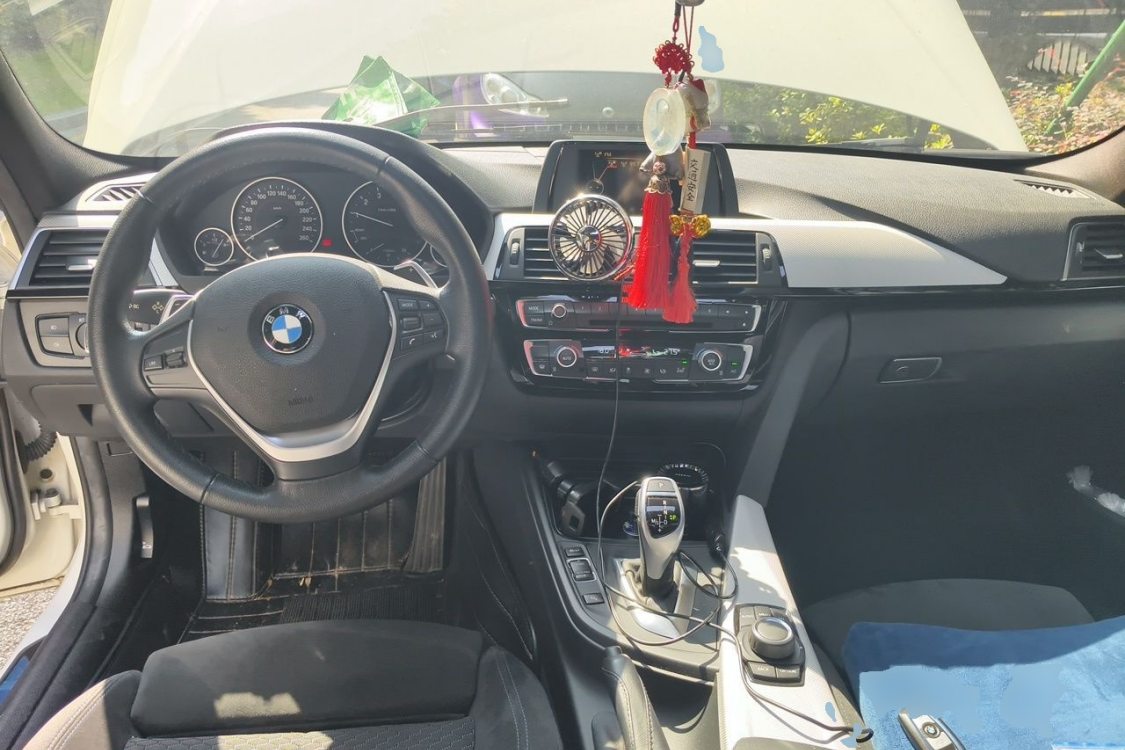 BMW 3 Series 2016 #21 BMW 3 Series 2016 car image #21