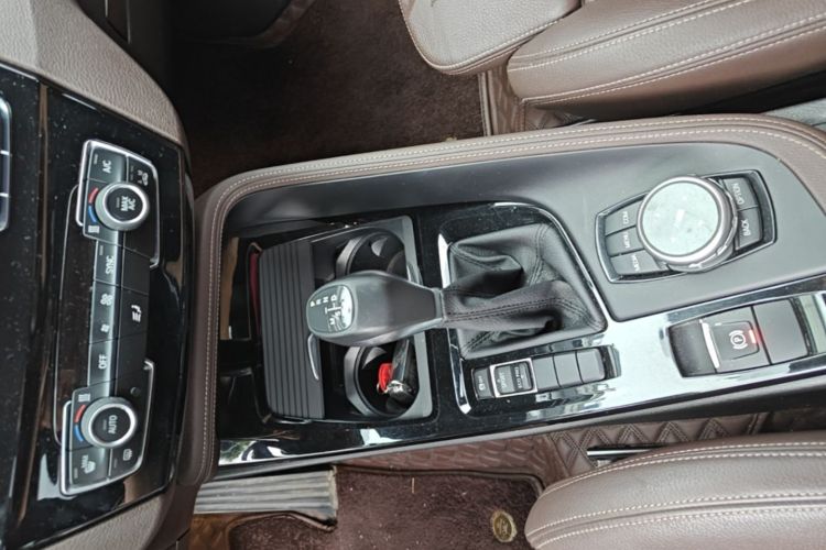 BMW X1 2017 #14 BMW X1 2017 car image #14