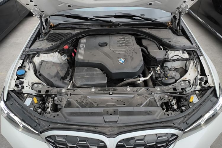 BMW 3 Series 2024 #20 BMW 3 Series 2024 car image #20