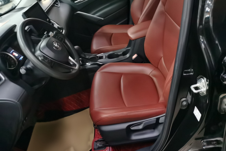 Toyota Corolla Cross 2022 #15 Toyota Corolla Cross 2022 صورة سيارة #15