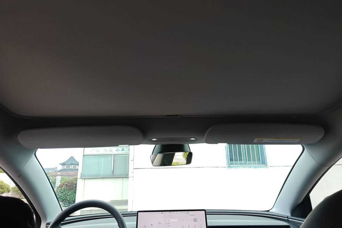 Tesla Model 3 2025 #22 Tesla Model 3 2025 car image #22