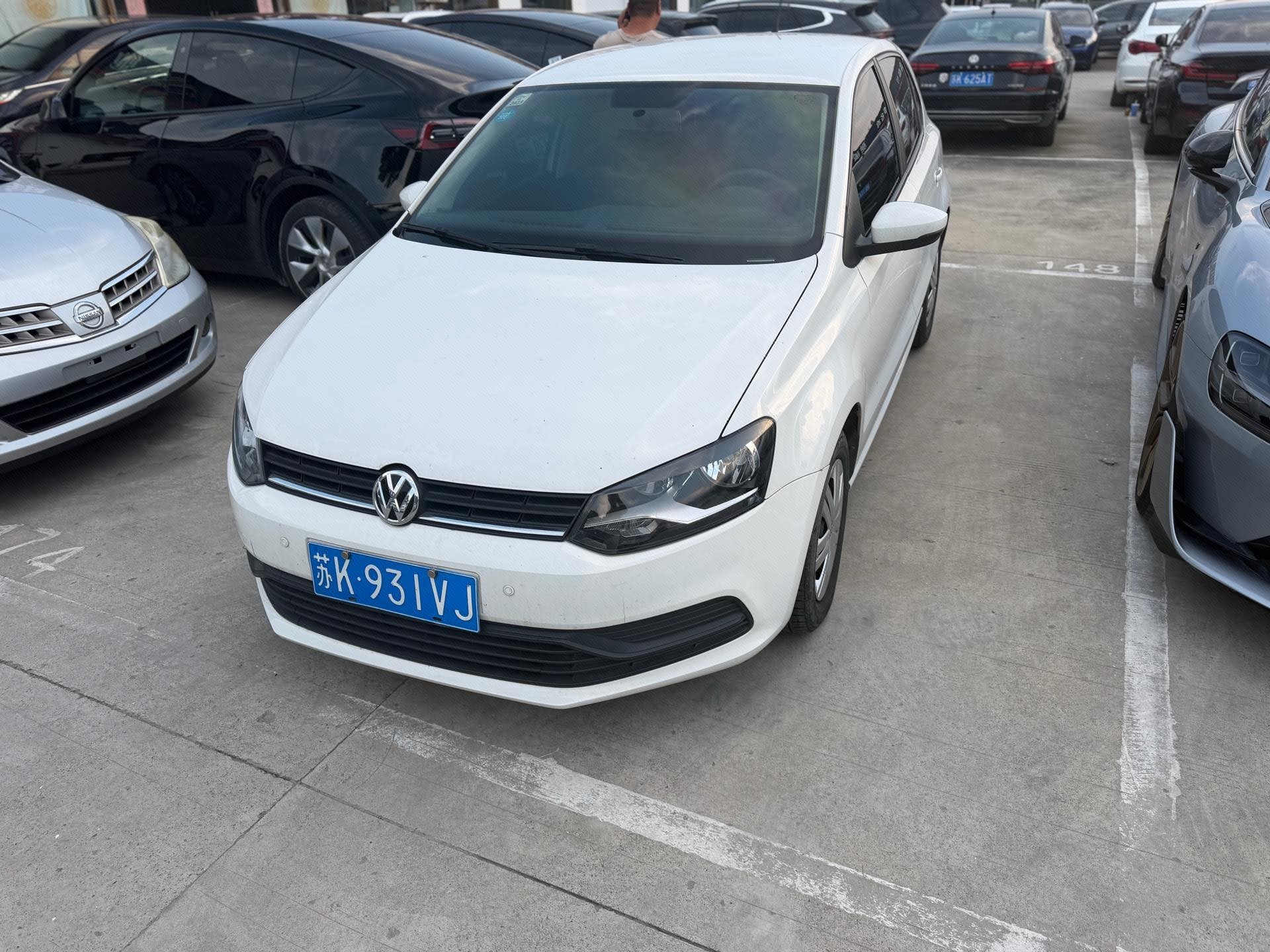 Volkswagen Polo 2019 car image 