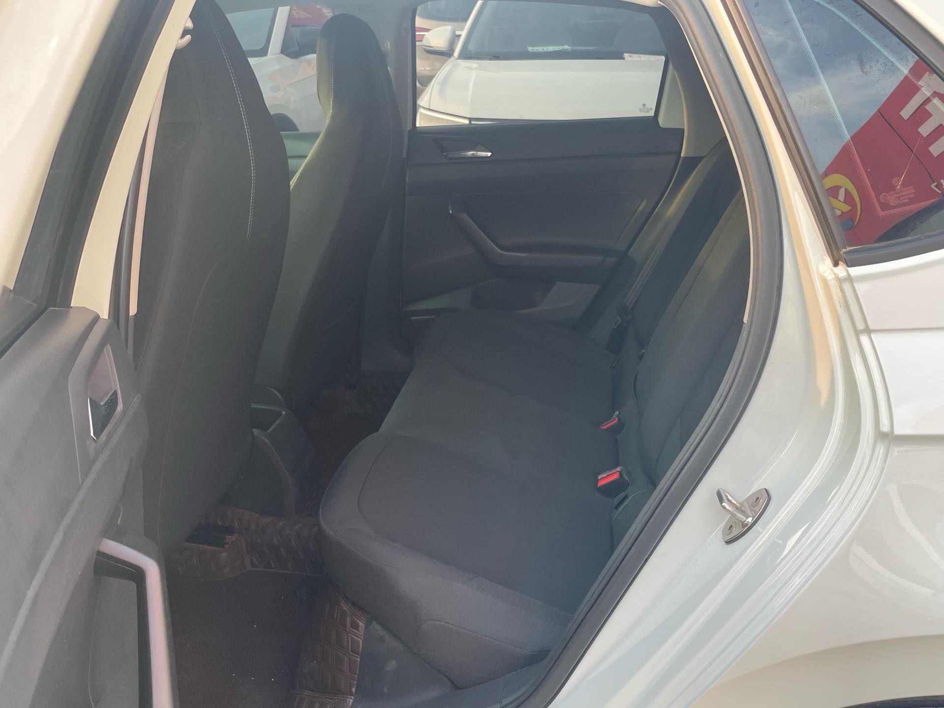 Volkswagen Polo 2023 изображение автомобиля #6