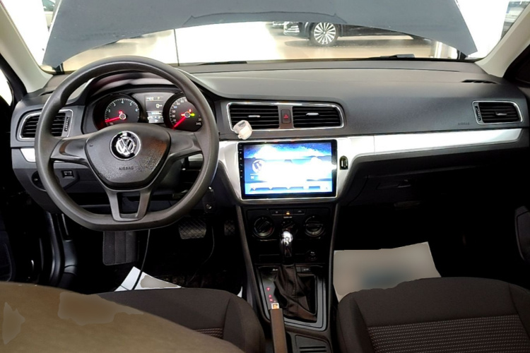 Volkswagen Lavida 2018 car image #10
