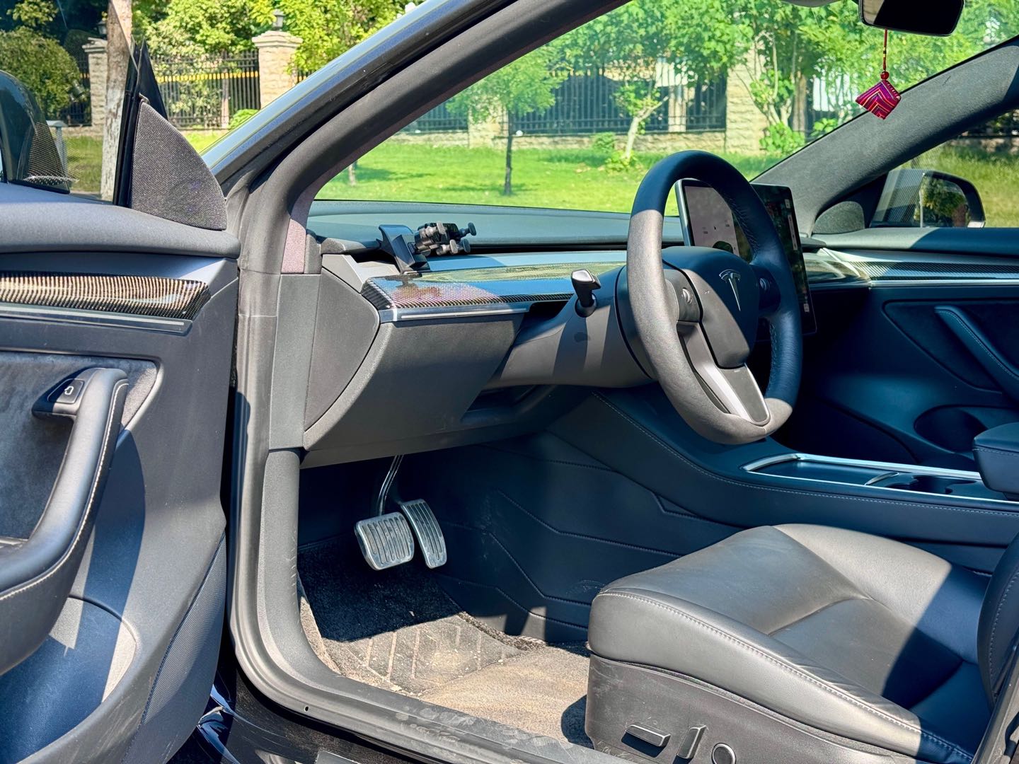Tesla Model 3 2021 car image #9