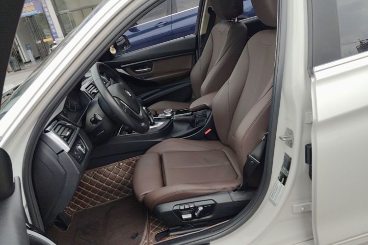 BMW 3 Series 2019 #15 BMW 3 Series 2019 car image #15