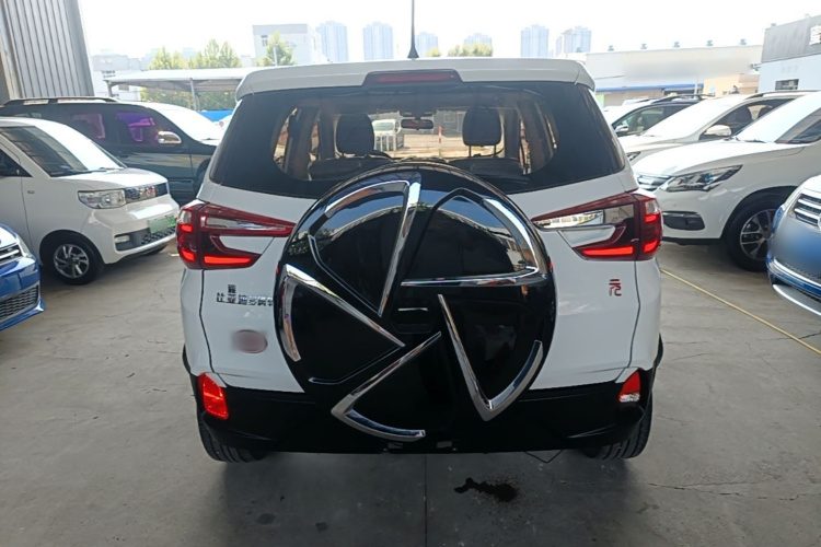 BYD Yuan 2018 #6 BYD Yuan 2018 car image #6