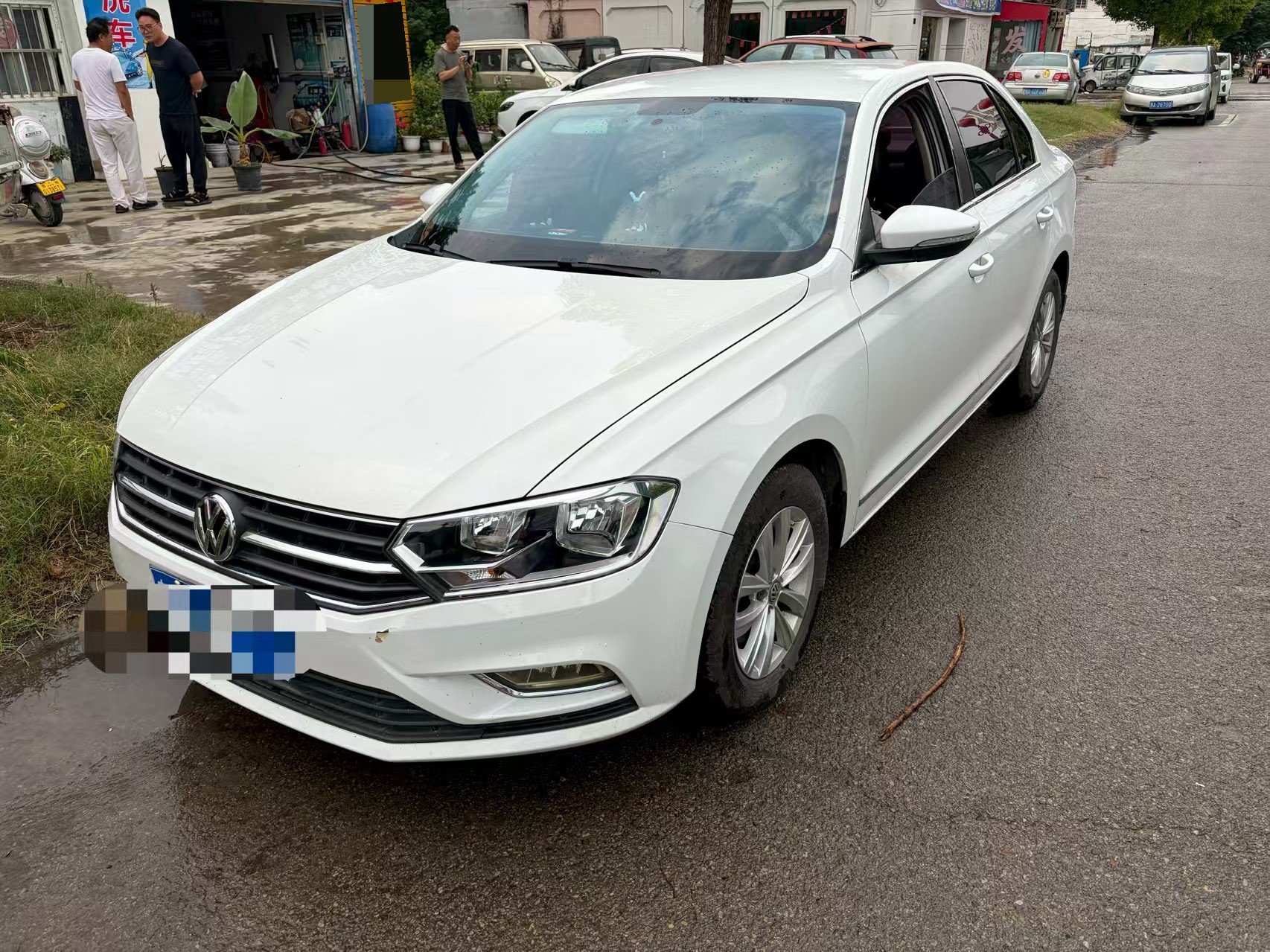 Volkswagen Bora 2017 car image 