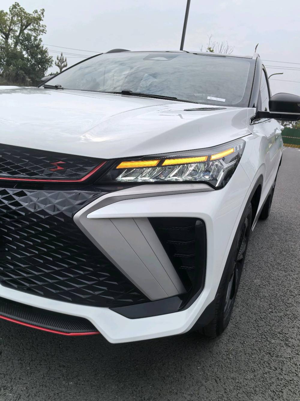 GEELY Coolray 2023 car image #10