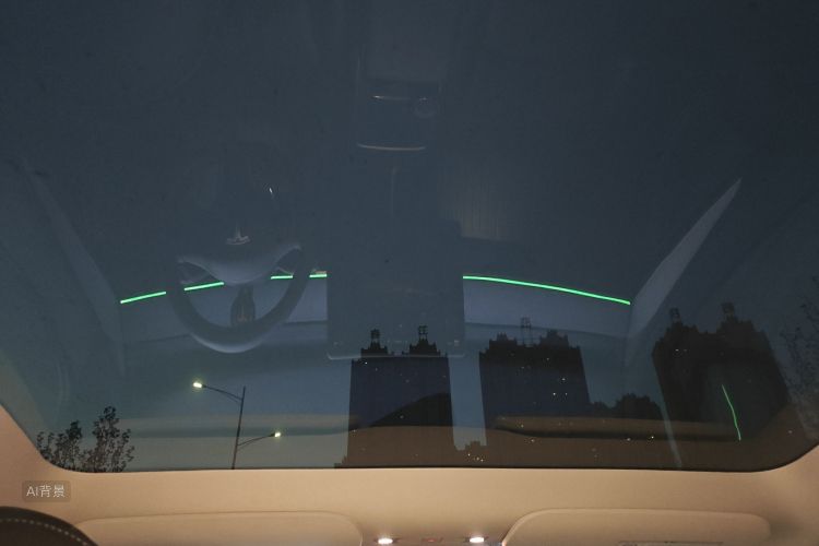 Tesla Model Y 2024 car image #20