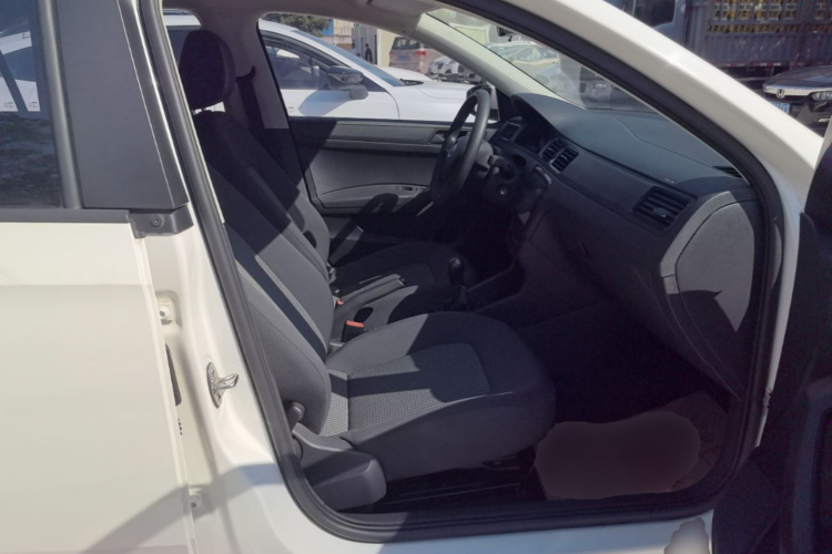 Volkswagen Santana 2018 #24 Volkswagen Santana 2018 car image #24