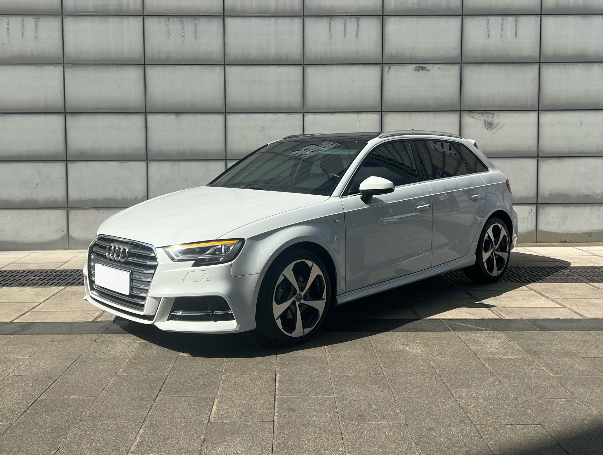 2020 2020 car image