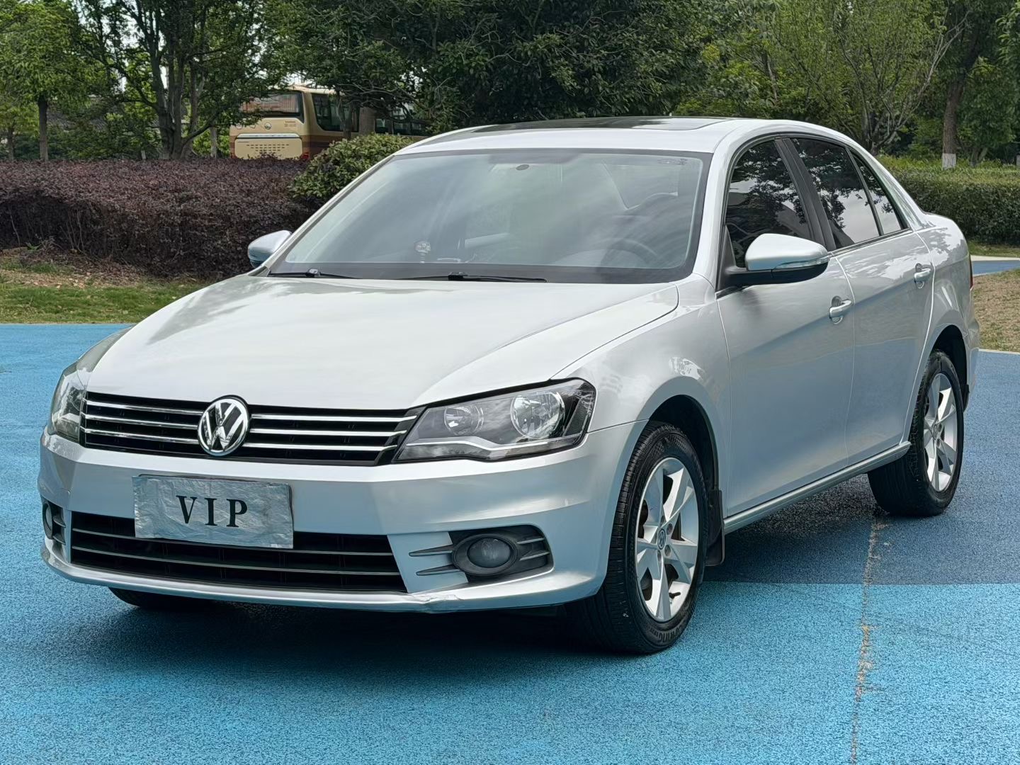 Volkswagen Bora 2013 Volkswagen Bora 2013 car image