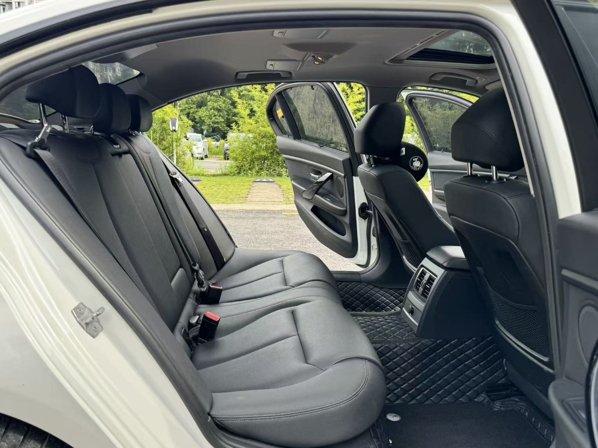 BMW 3 Series 2017 #13 BMW 3 Series 2017 car image #13