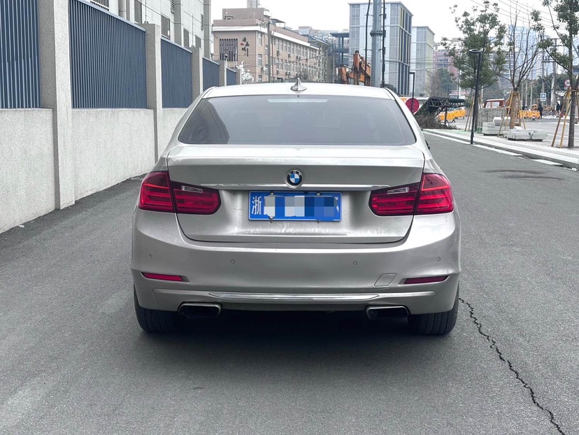 BMW 3 Series 2014 car image #8