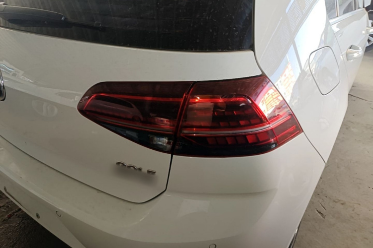 Volkswagen Golf 2019 #8 Volkswagen Golf 2019 car image #8
