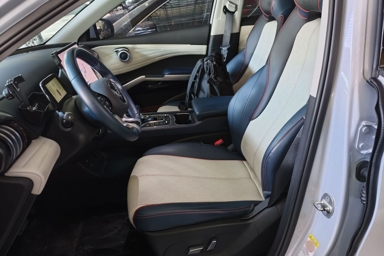 BYD Yuan Plus 2022 #15 BYD Yuan Plus 2022 car image #15